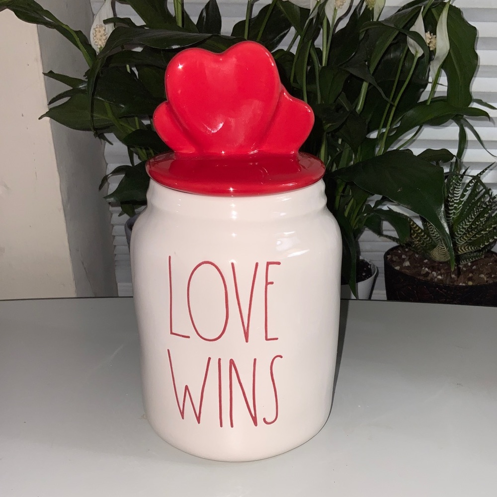 Rae Dunn Heart Figural Canister